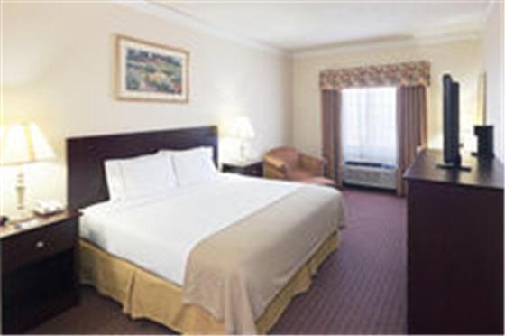 Holiday Inn Express Hotel & Suites Plainview By Ihg מראה חיצוני תמונה